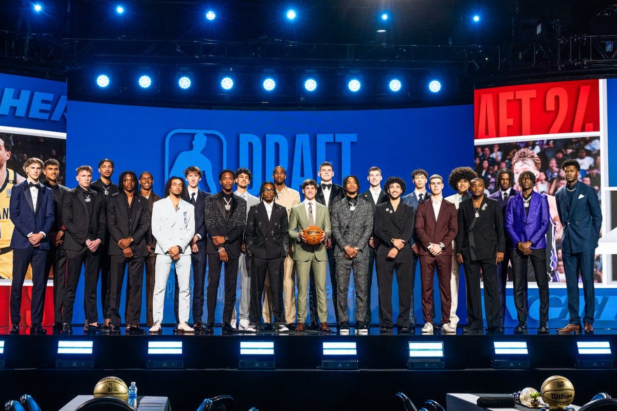 DOTA2电子竞技：Aster星辰战队崛起，引领CN DOTA未来新篇章-竞技宝(JJB)